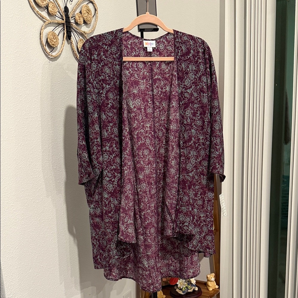 LuLaRoe Purple Floral Lindsay